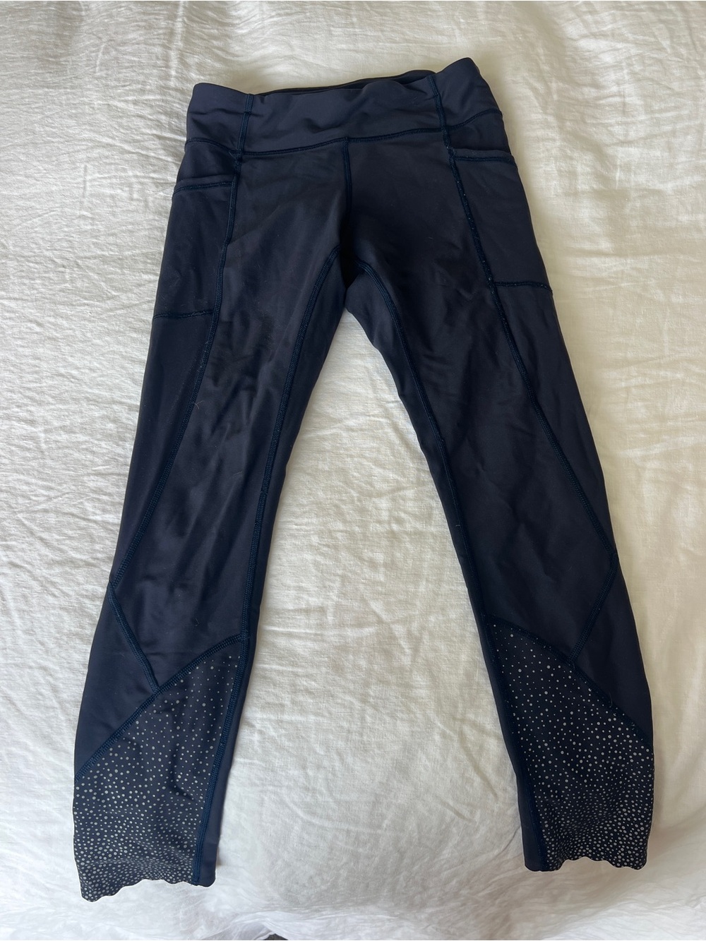 Lululemon leggings size 6